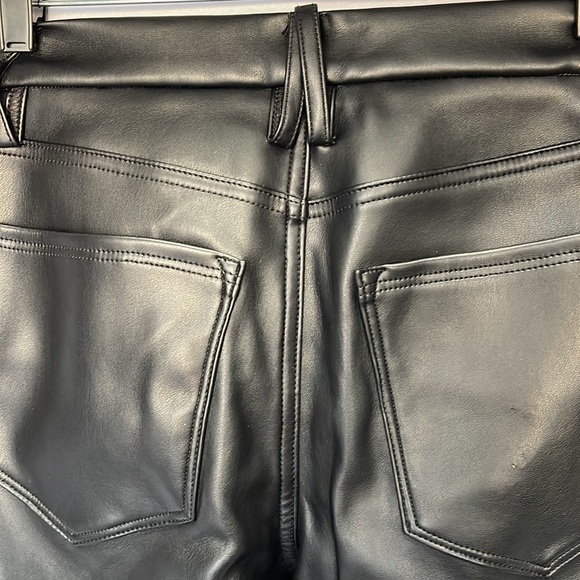 Good American faux leather pant - Picture 5 of 8